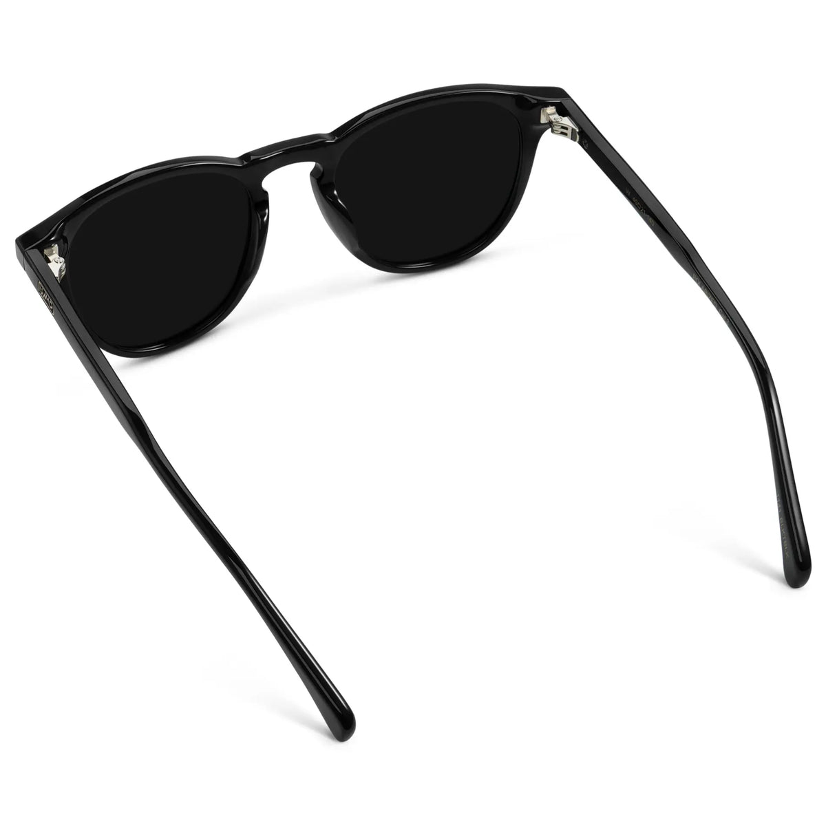 Black / Triple Black Lens