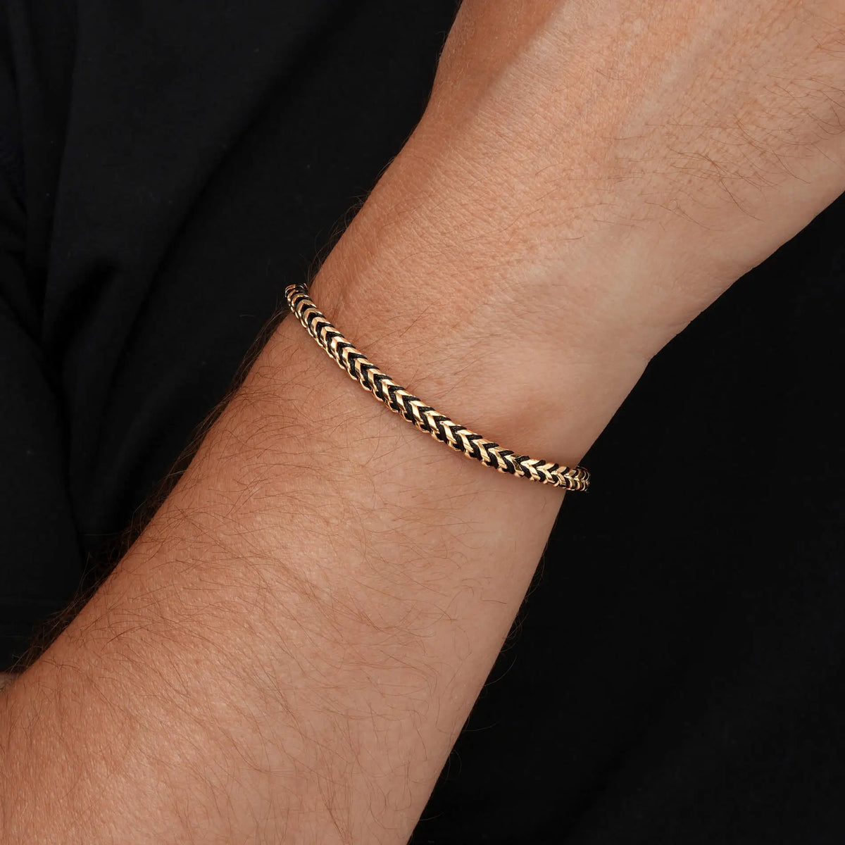 Gold / Black Rope