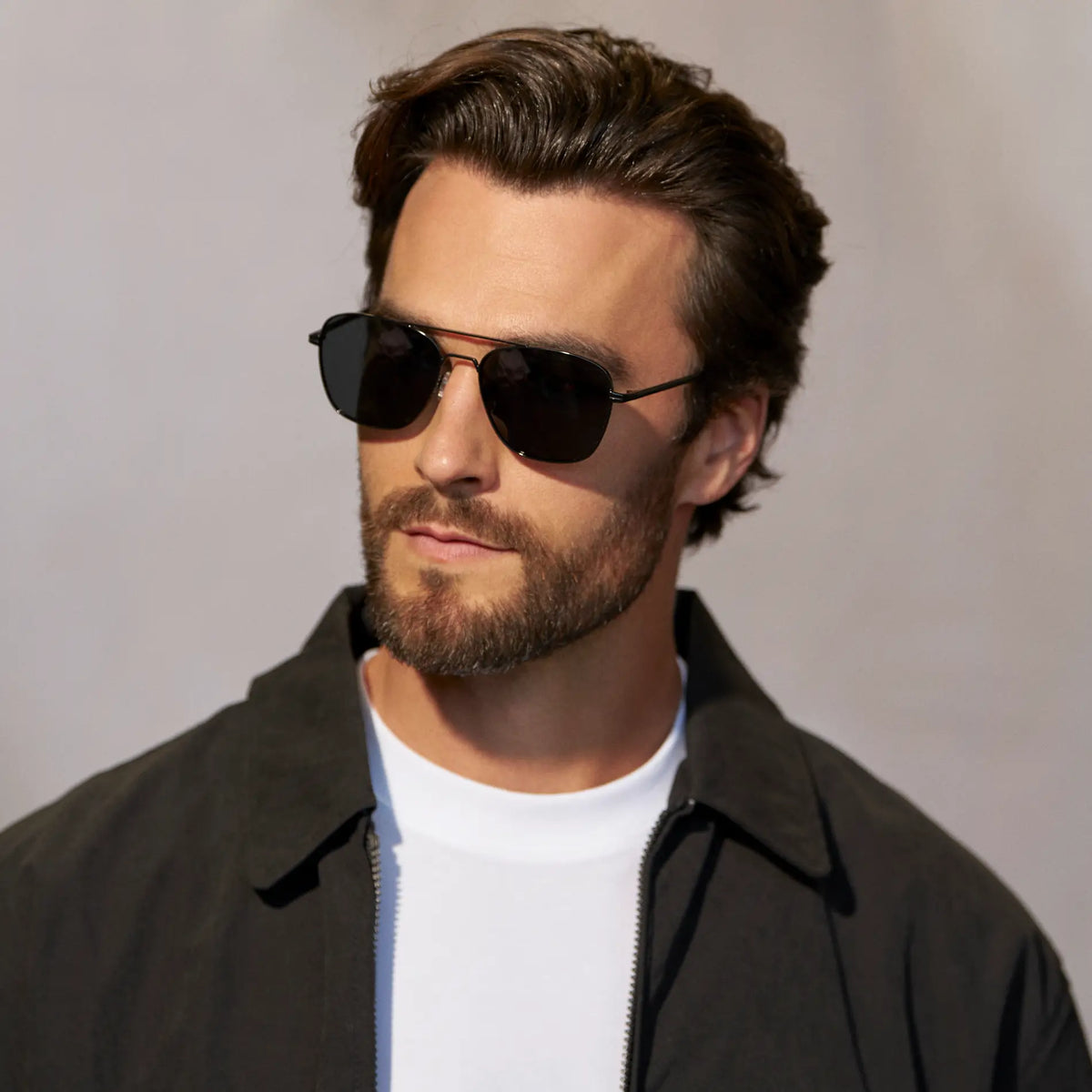 Black / Triple Black Lens