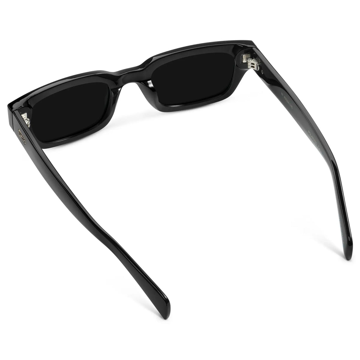 Black / Triple Black Lens