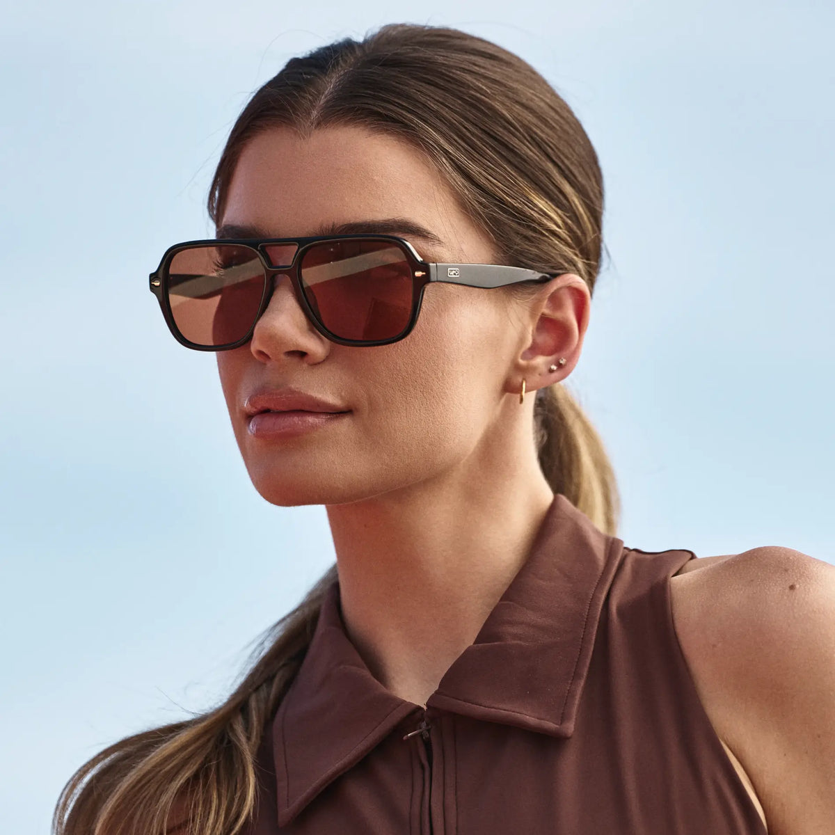 Black / Tinted Red Lens