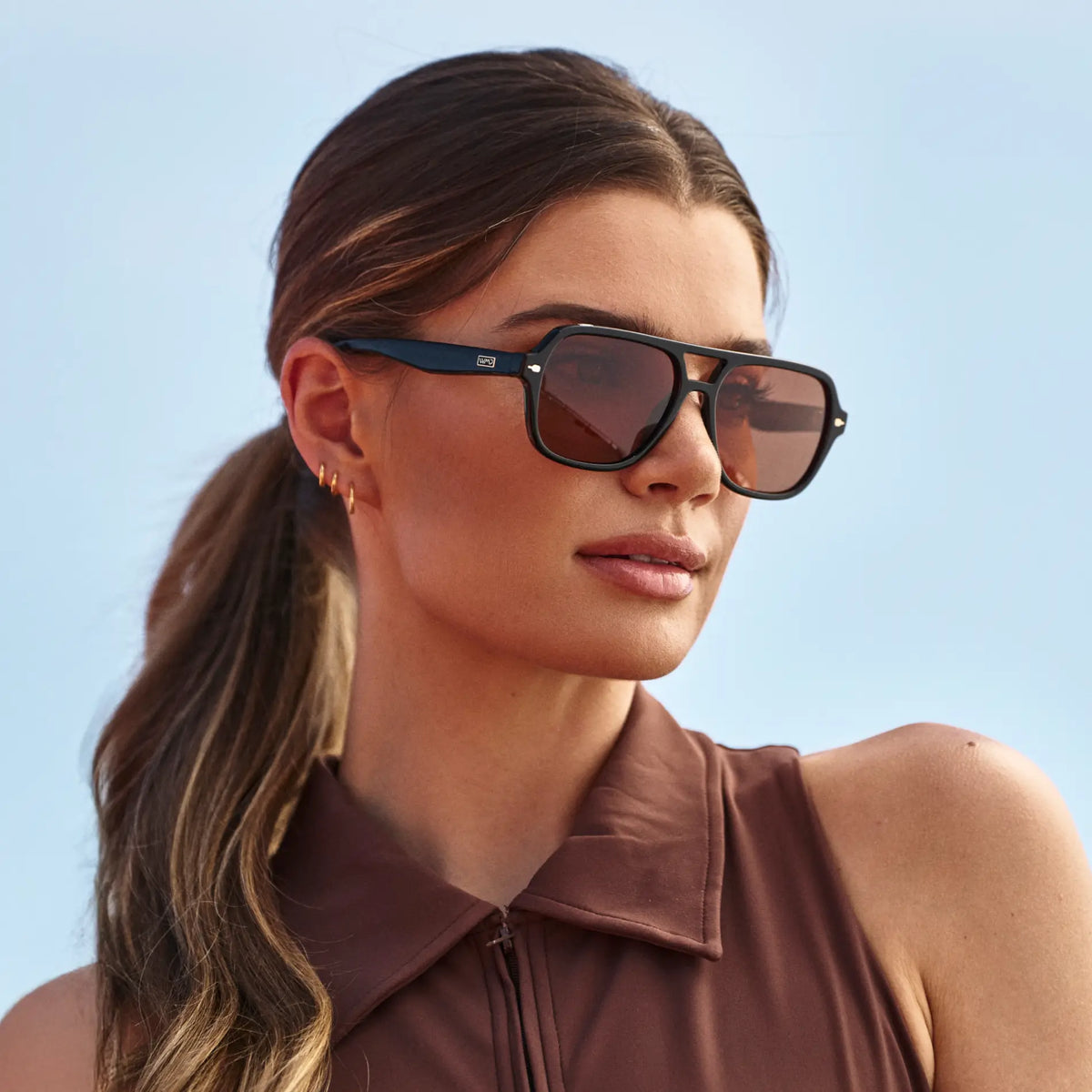 Black / Tinted Red Lens