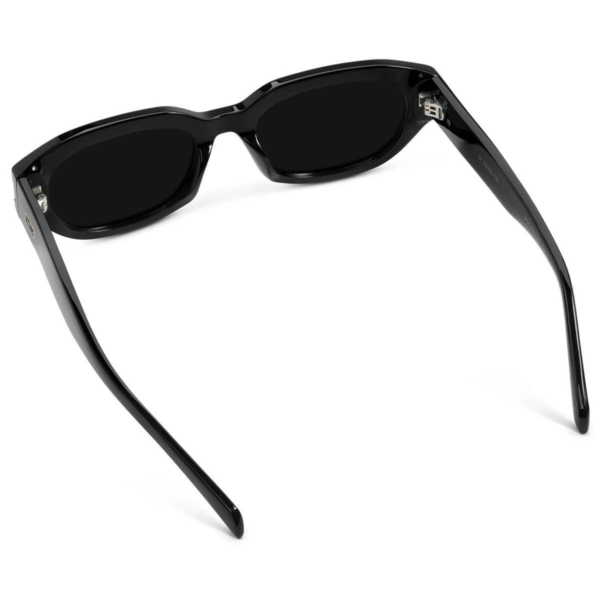 Black / Triple Black Lens