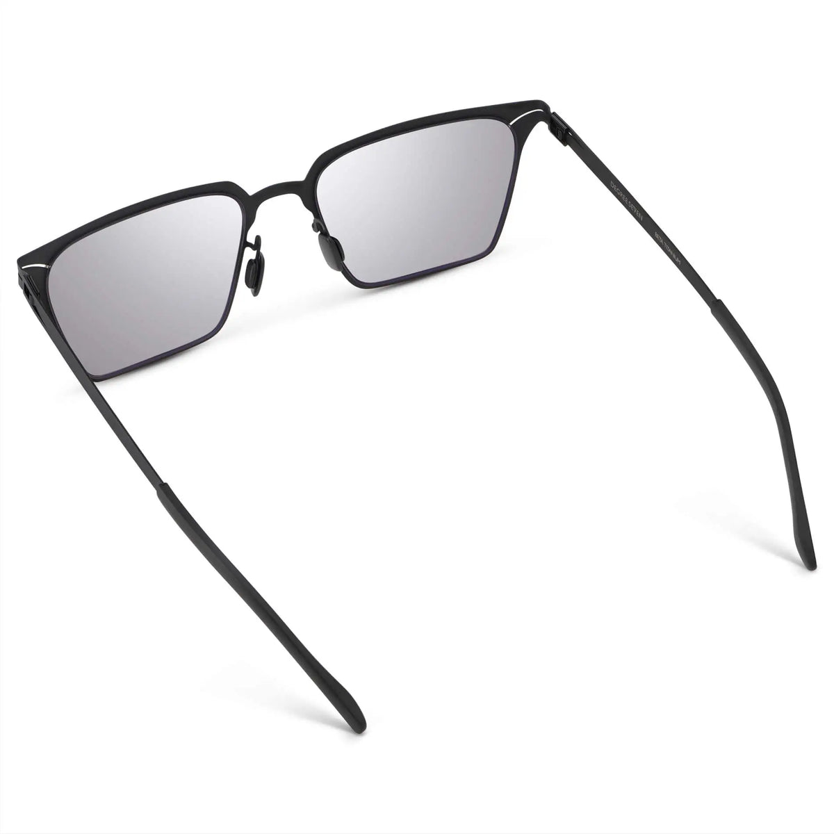 Zev | Polarized